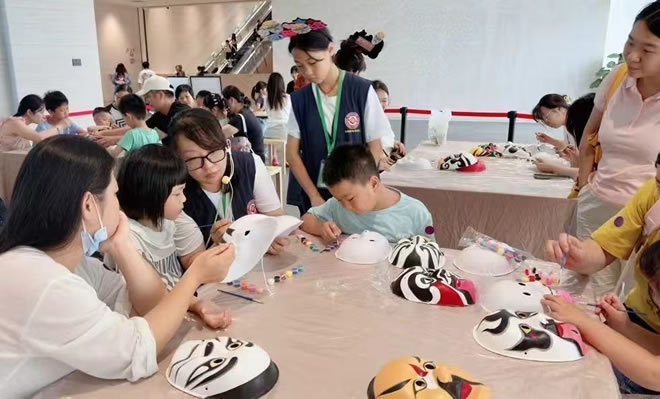 2025节庆叹非遗·端午节系列活动之粤剧脸谱绘制技艺活动回顾